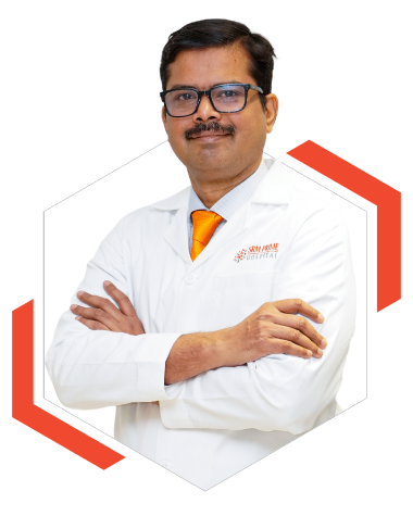 Prof . Dr . Manikandan R